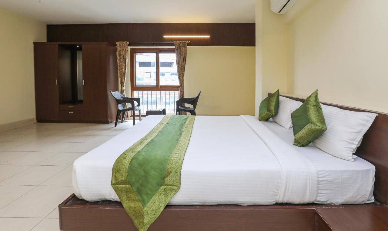 Treebo Trend Pratham Residency Hotell Udupi Exteriör bild