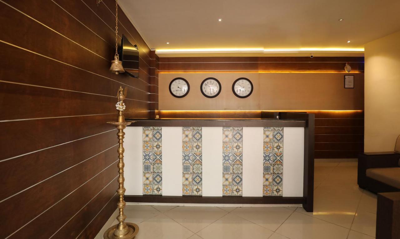 Treebo Trend Pratham Residency Hotell Udupi Exteriör bild